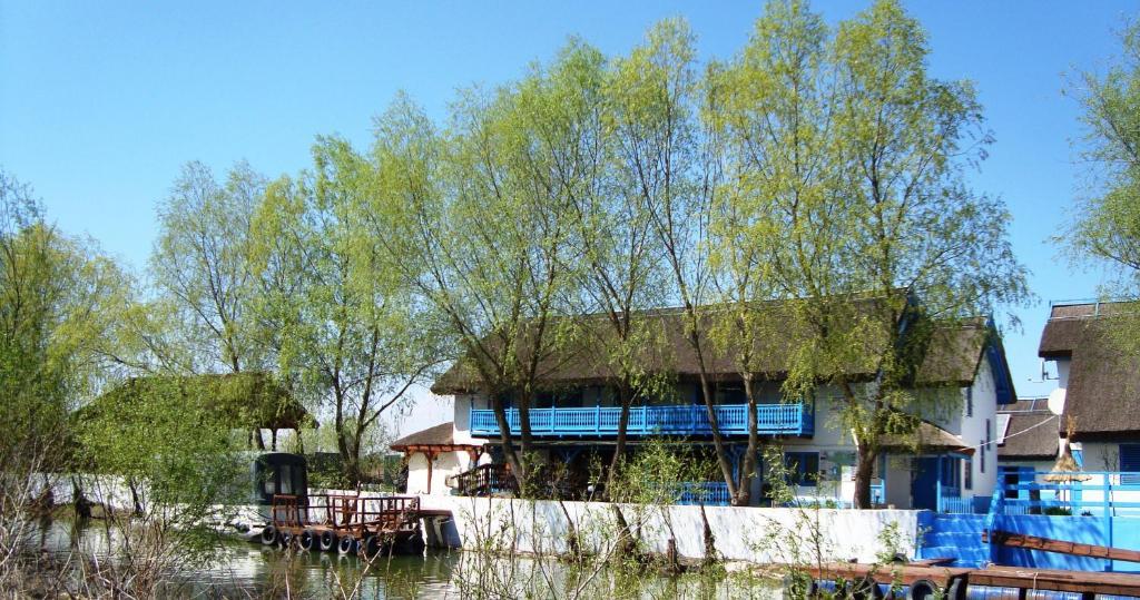 Uzlina Casa Dintre Salcii酒店 外观 照片