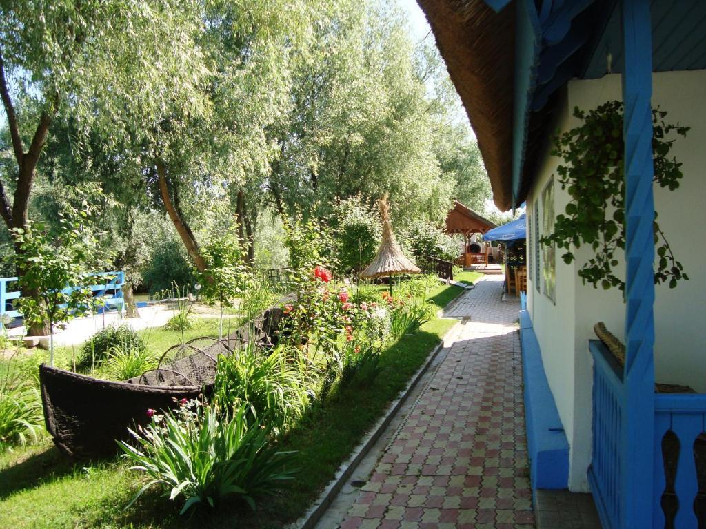 Uzlina Casa Dintre Salcii酒店 外观 照片
